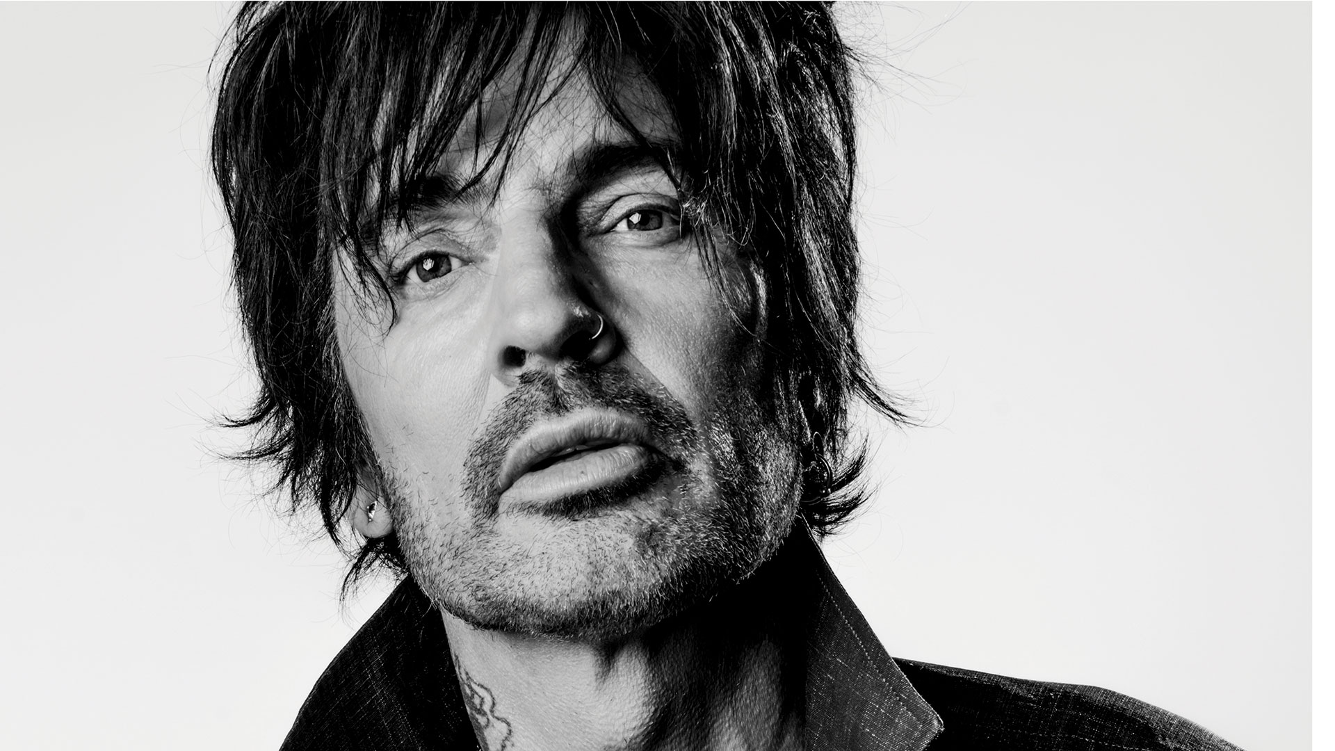 Tommy Lee: 'Stop voting for celebrities and get someone real to run the US'  - The Big Issue