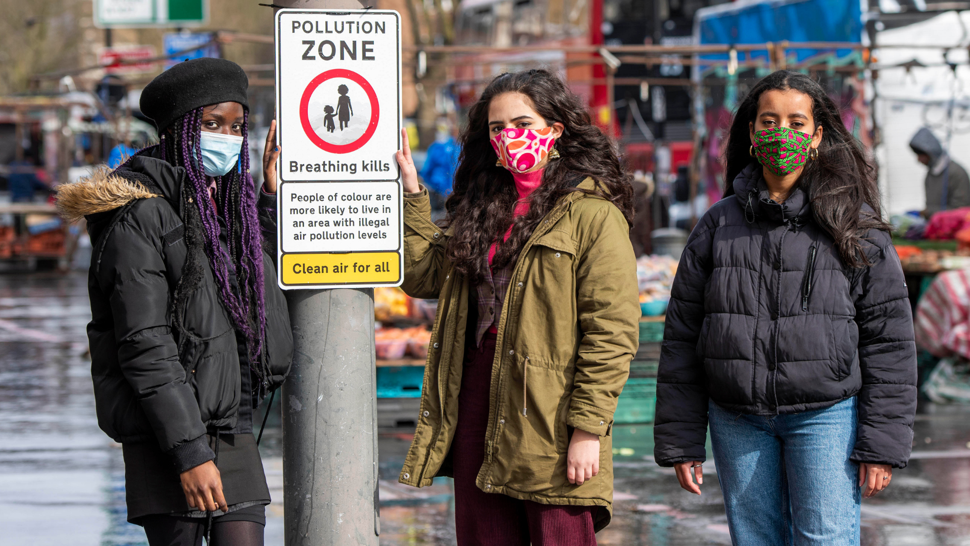 Young activists have begun a “guerrilla campaign” to fight air pollution. Image credit: Choked Up