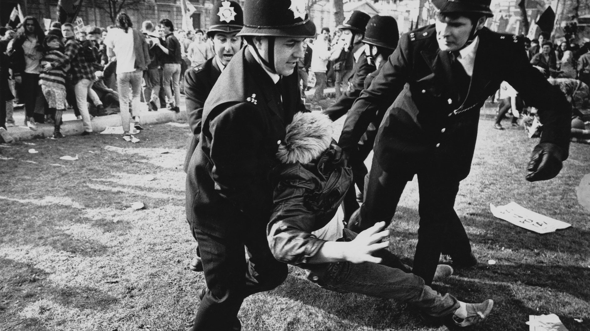 An arrest during the Poll Tax Riots / protest in London, 31 March 1990. Photo by: Peter Macdiarmid/Getty Images