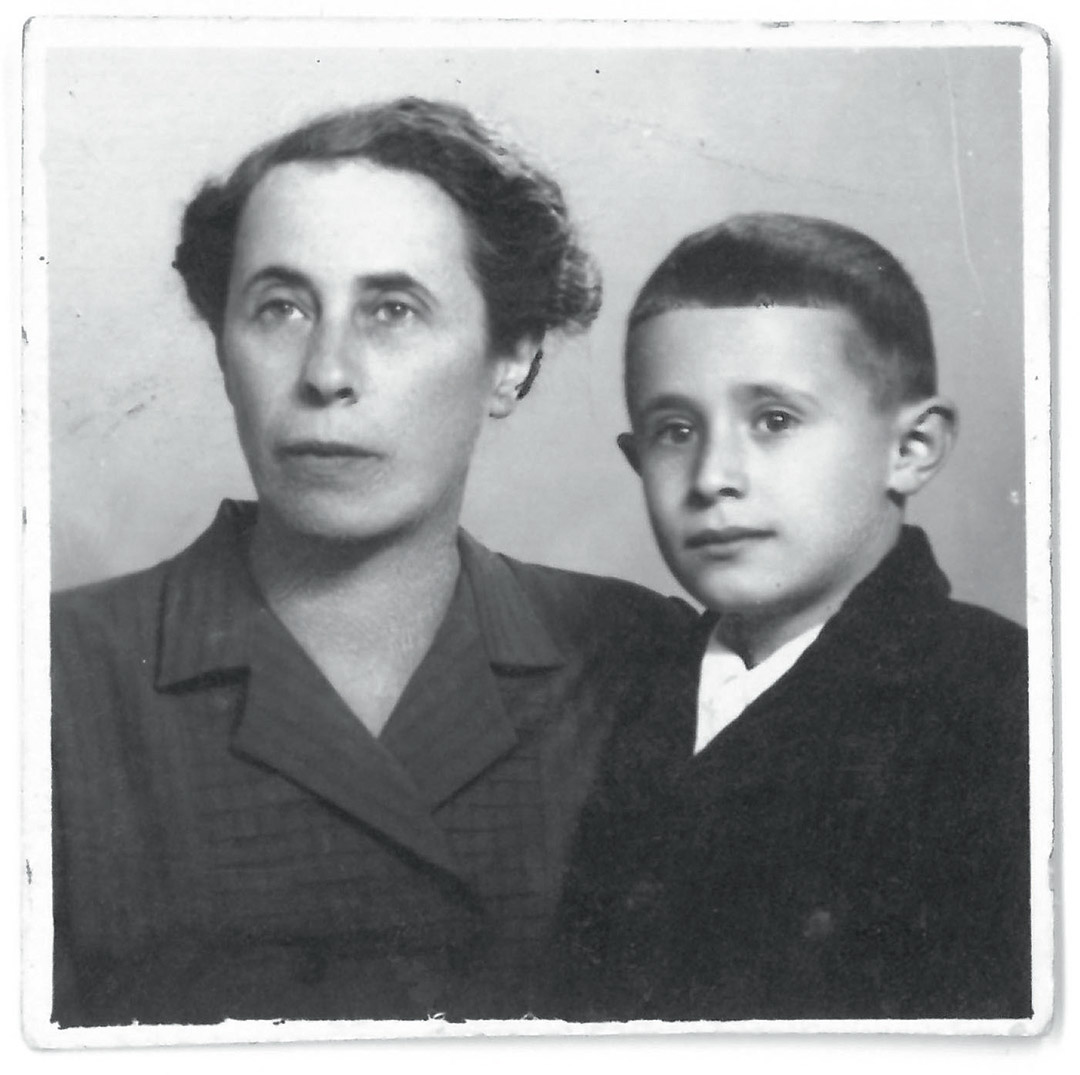 Holocaust Memorial Day: Lantos with his mother after the war