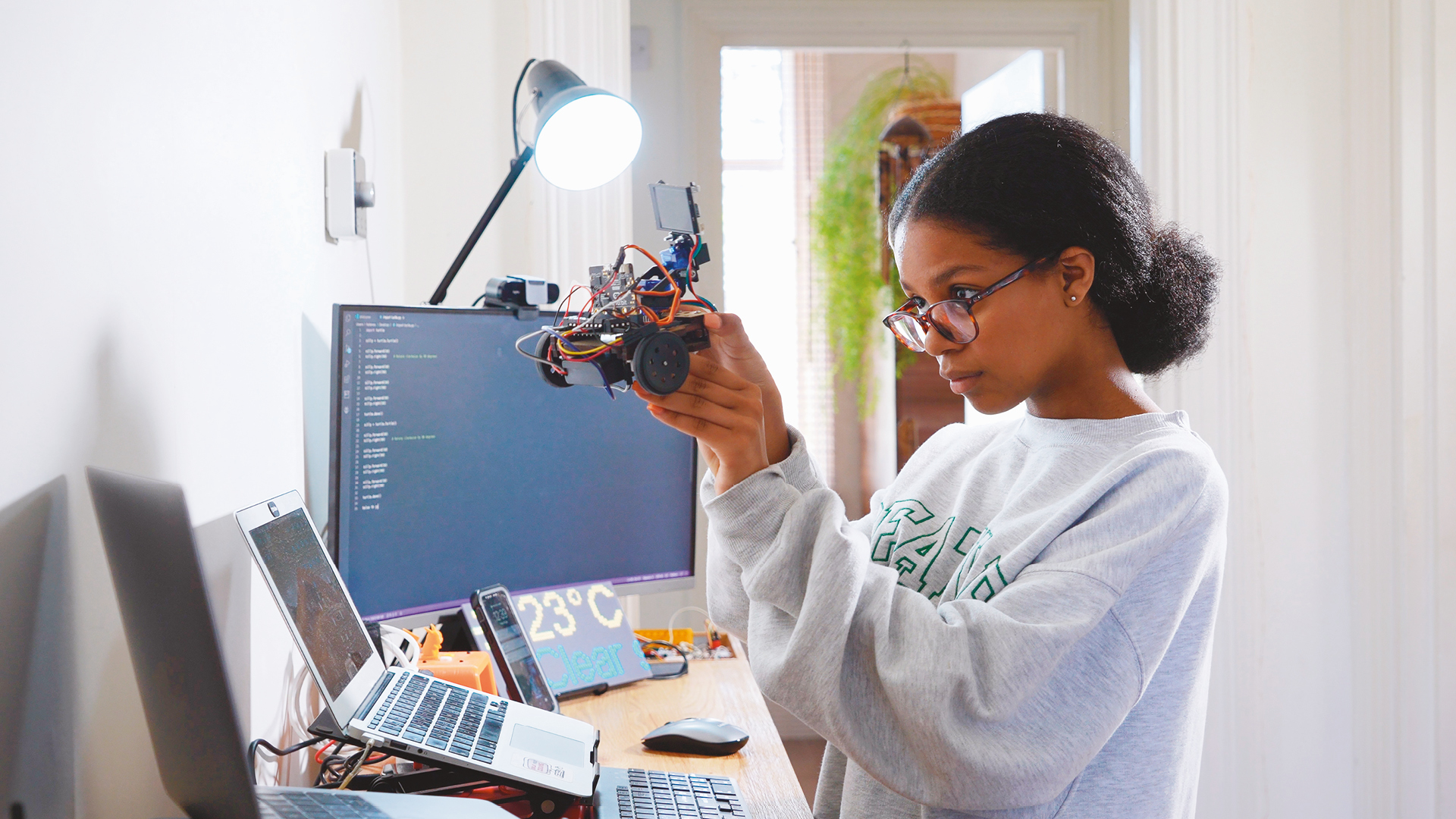 Changemakers: Girls into Coding