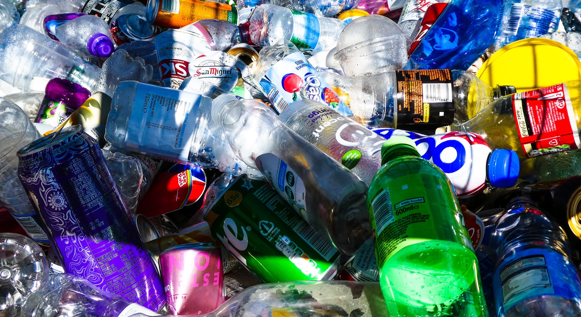 plastic bottles waste contributing to carbon emissions