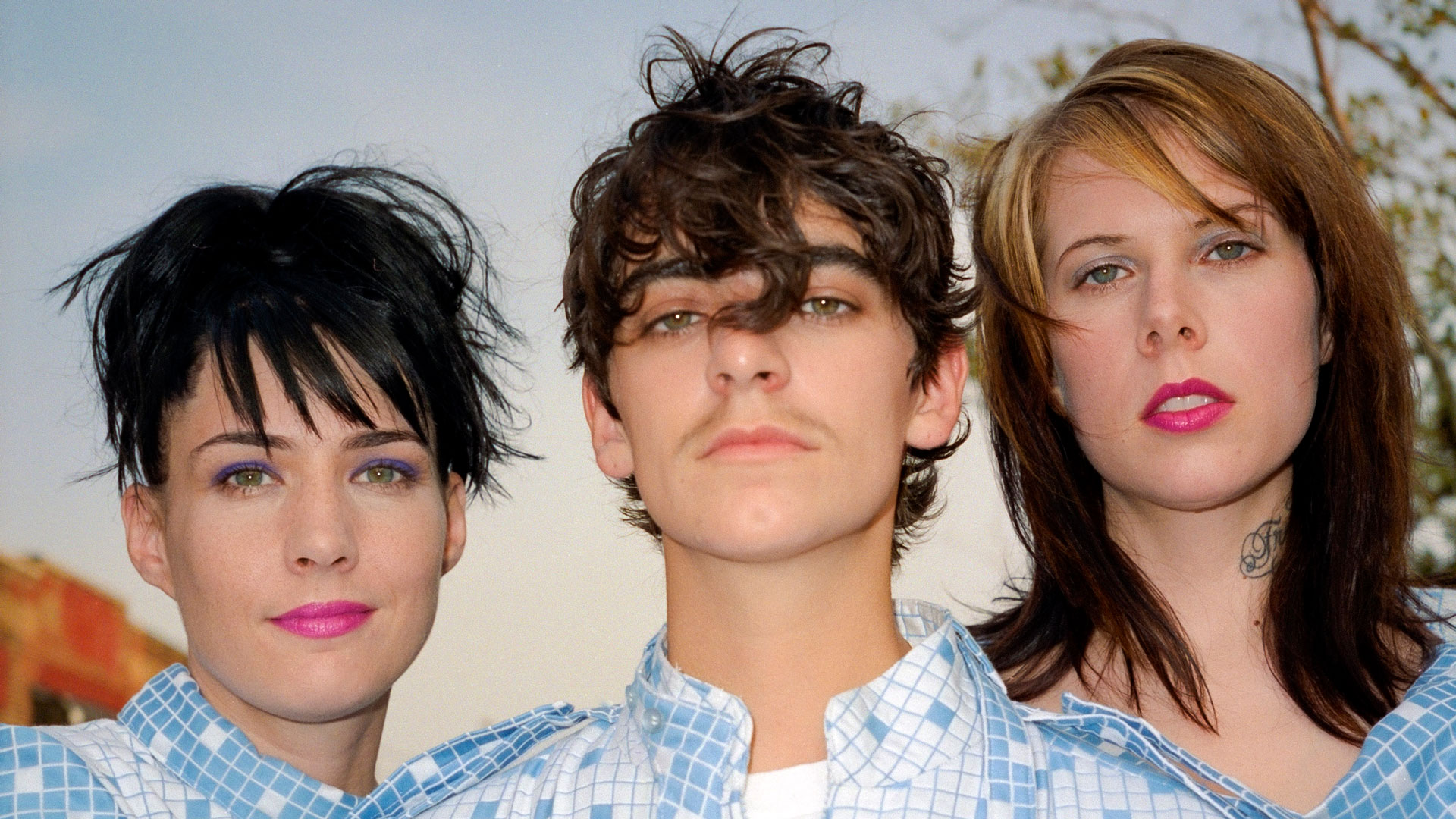 Feminist electroclash band Le Tigre (l-r Kathleen Hanna, JD Samson, Johanna Fateman) in 2004