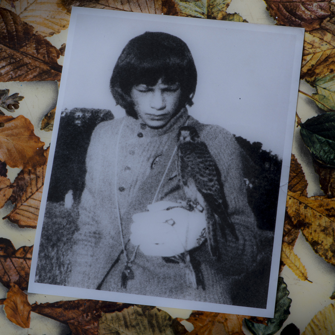 Black and white photo of Chris Packham as a child