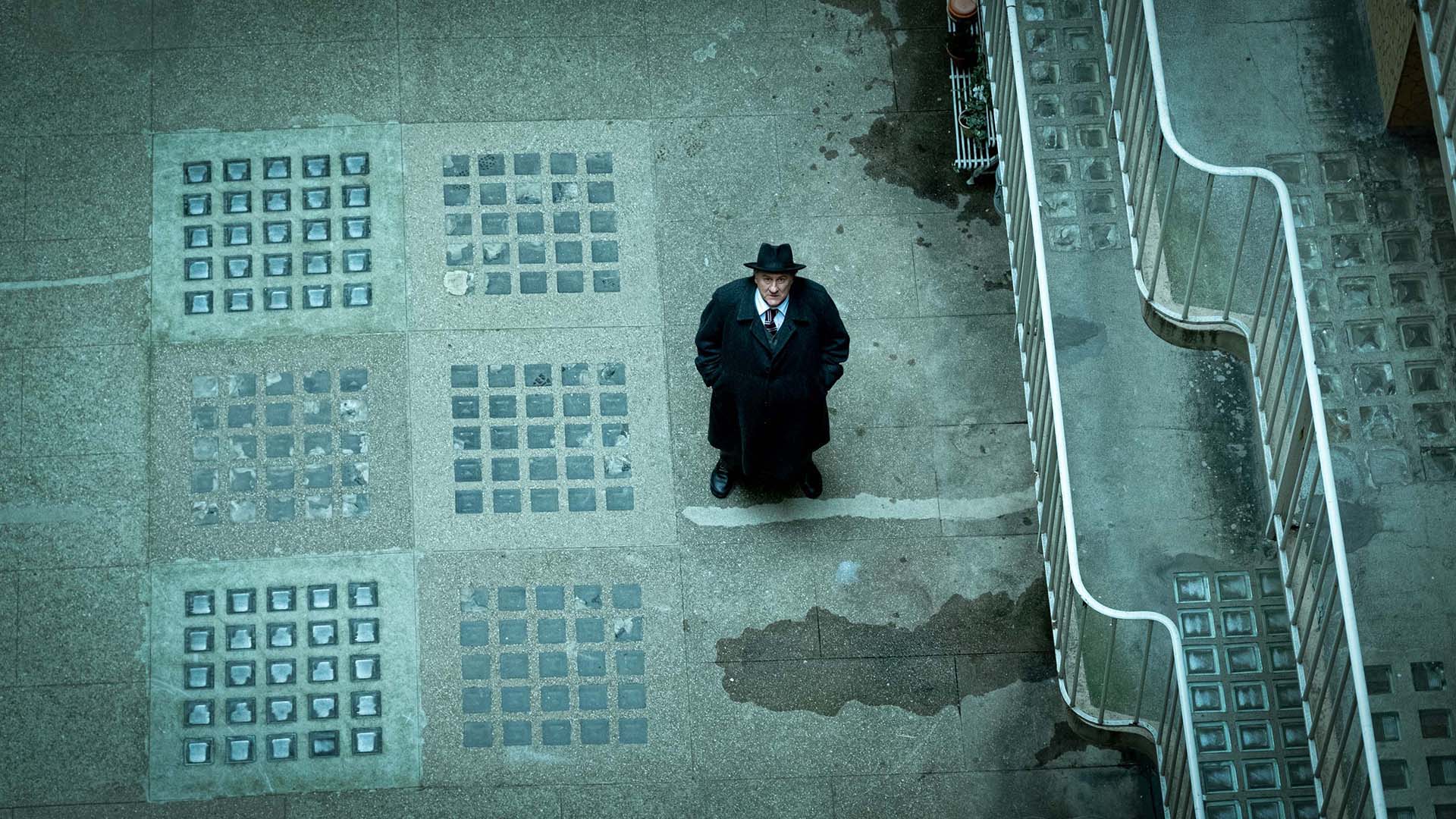 Gérard Depardieu in Maigret